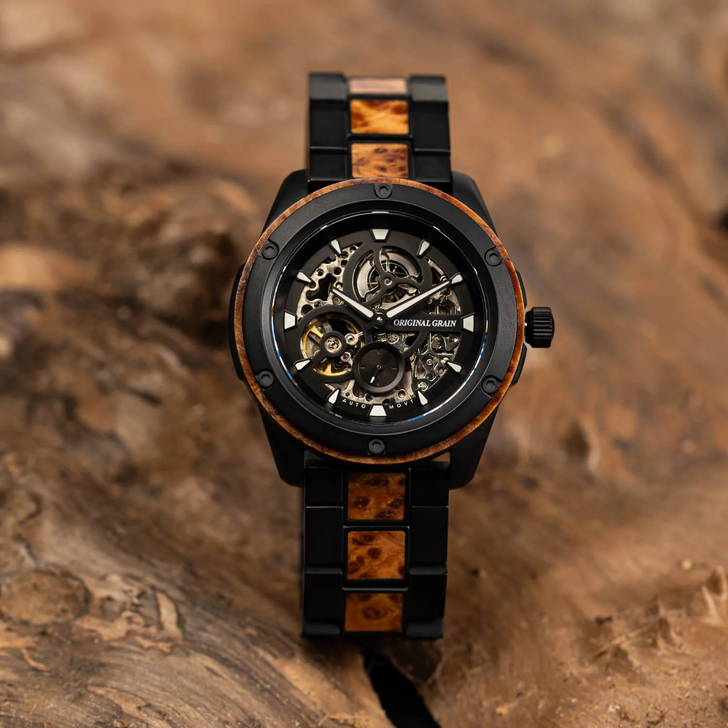 Burlwood Black Rugged Auto 44mm - Image 3