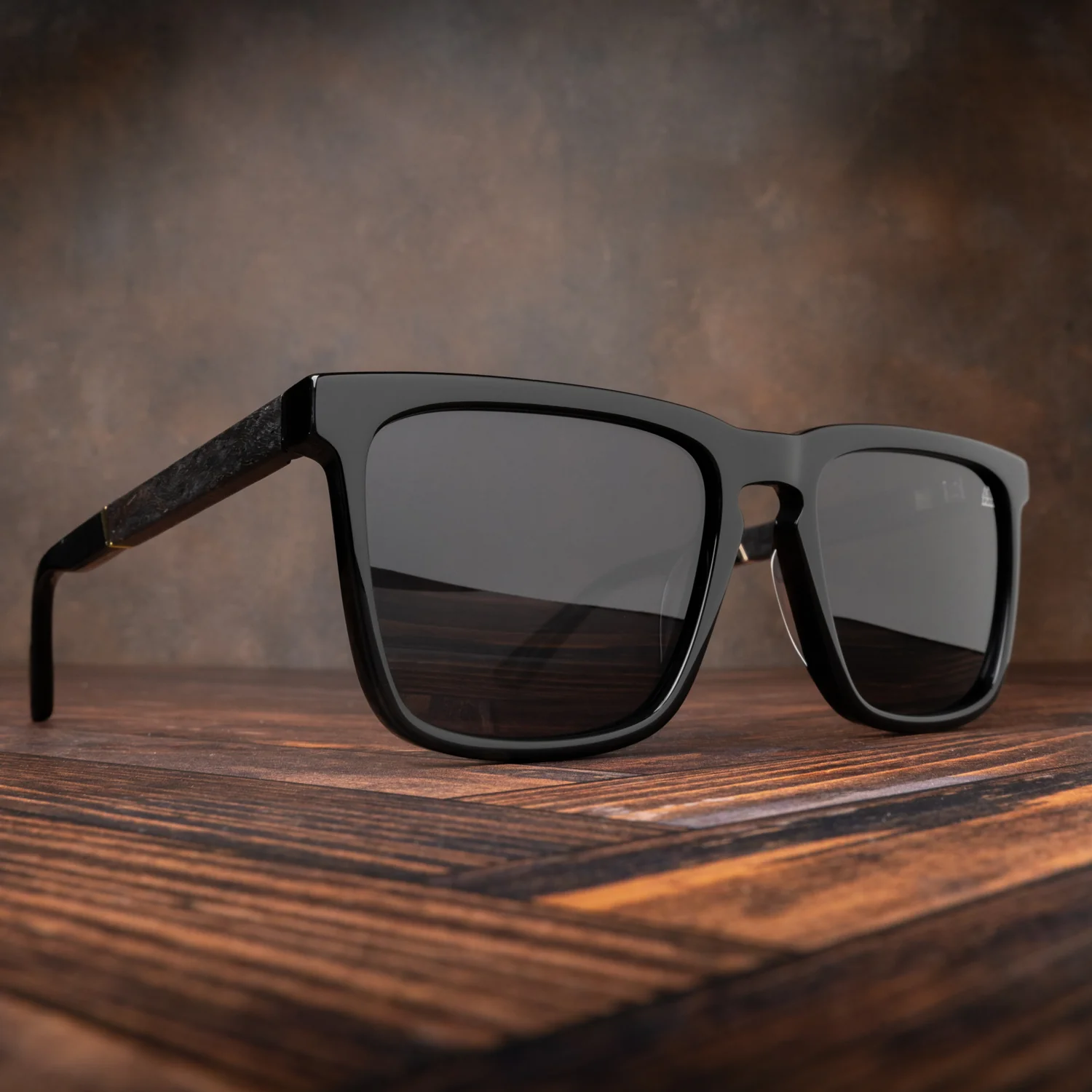 Revival Ebony Gold Shiny Black Sunglass - Image 4