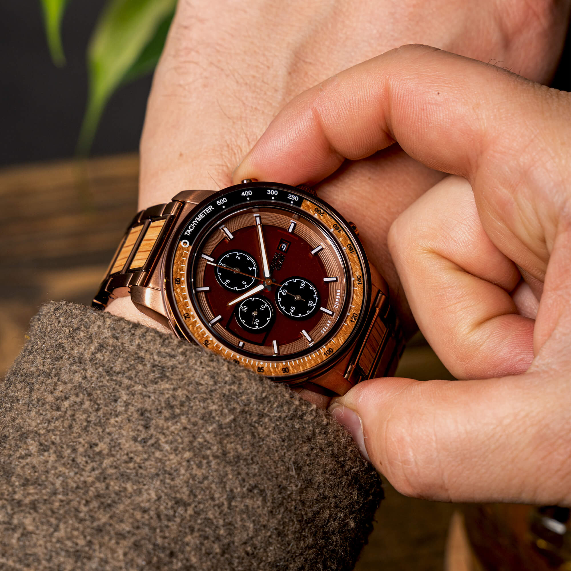 Whiskey Espresso Barrel Solar Chrono 45mm - Image 3