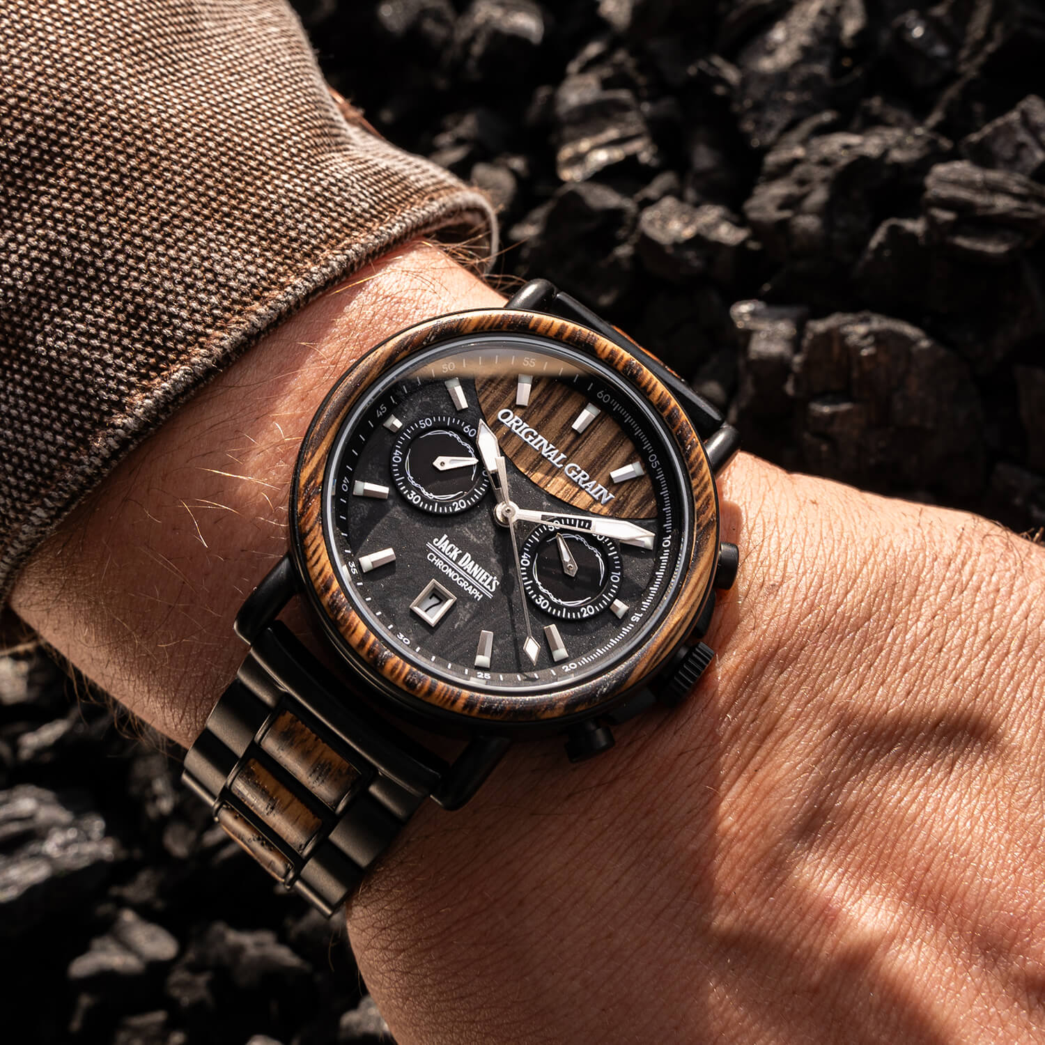 Jack Daniel's Charred Black Chrono 44mm - Image 6