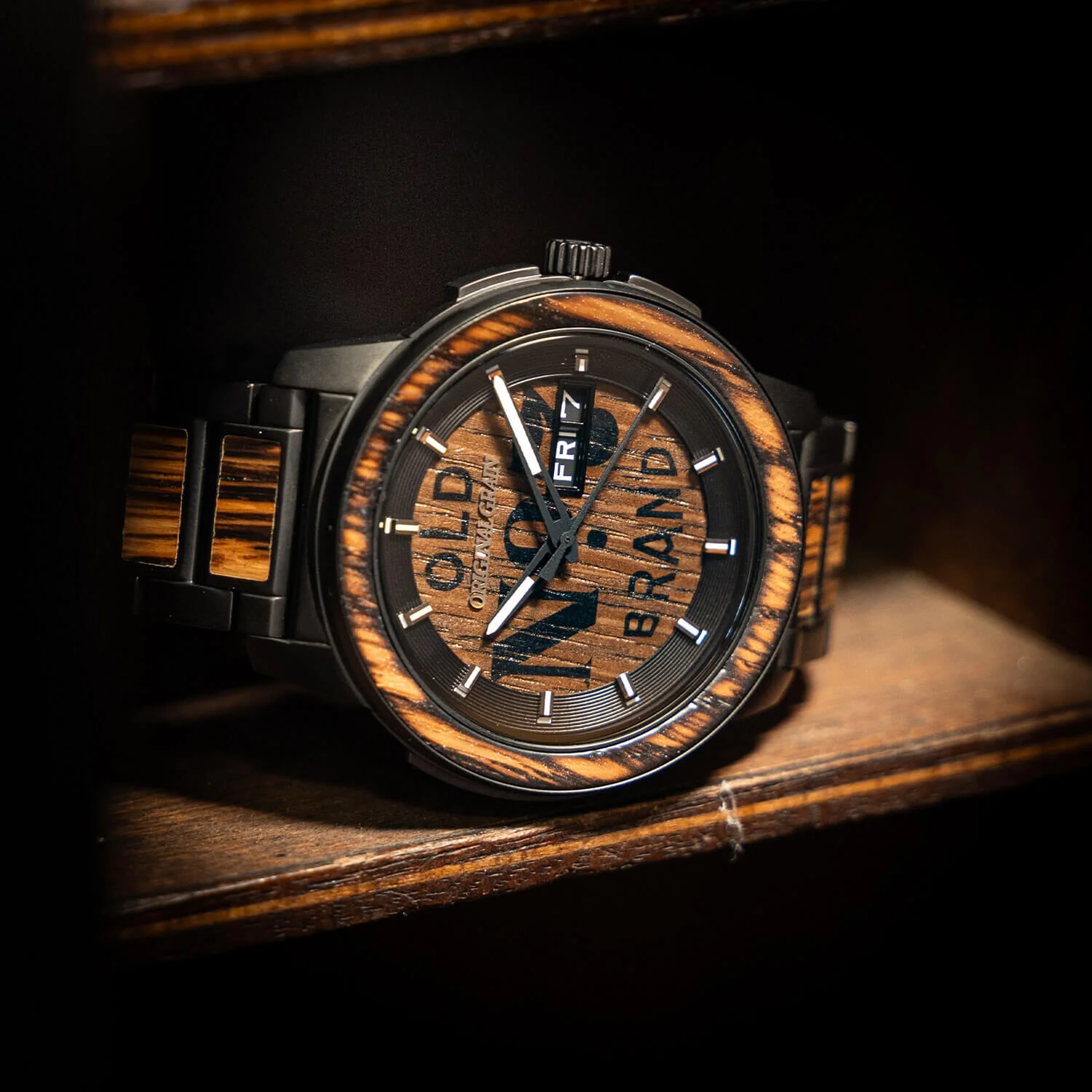Jack Daniel's Charred Oak Barrel 46mm - Image 3