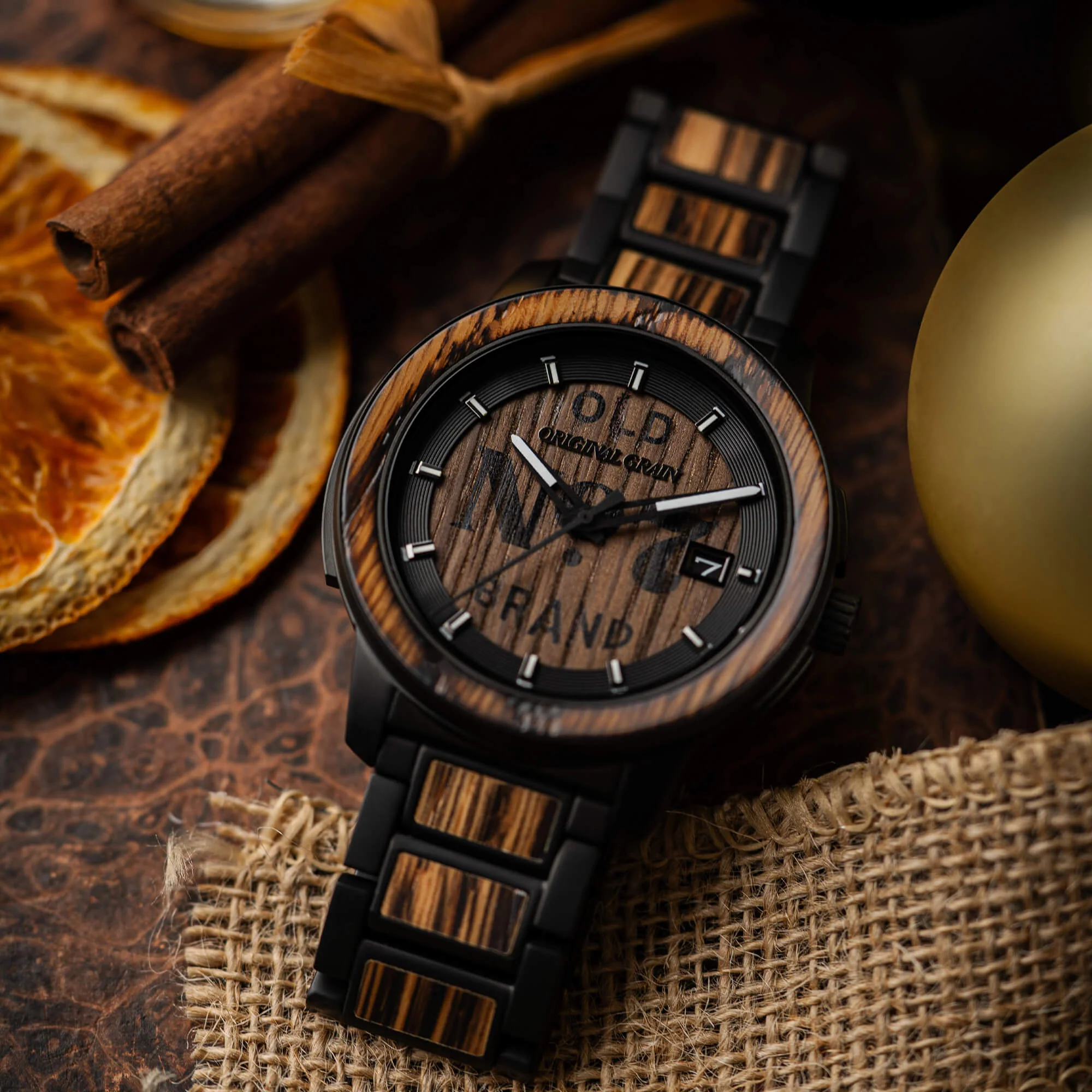 Jack Daniel's Charred Oak Barrel 46mm - Image 4