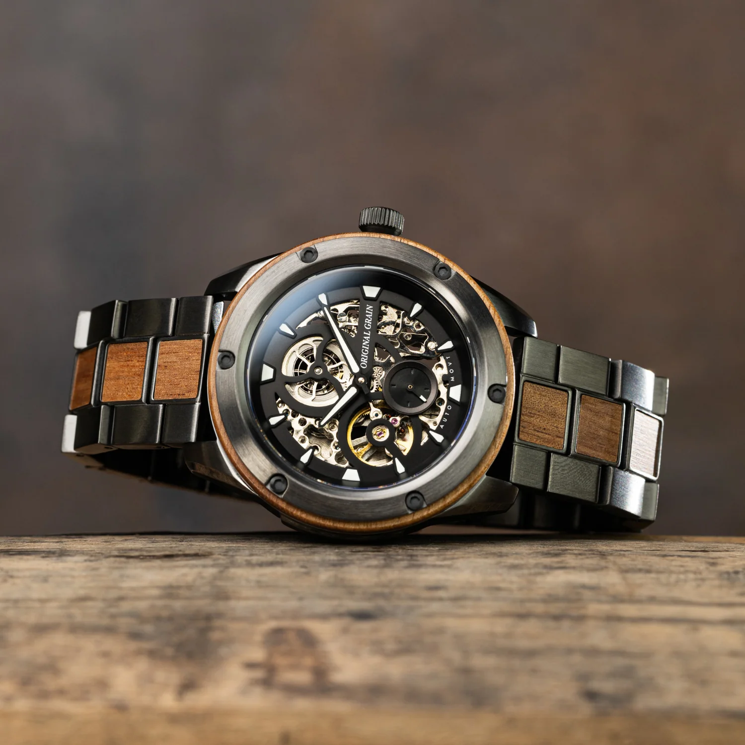 Koa Gunmetal Rugged Automatic 44mm - Image 6