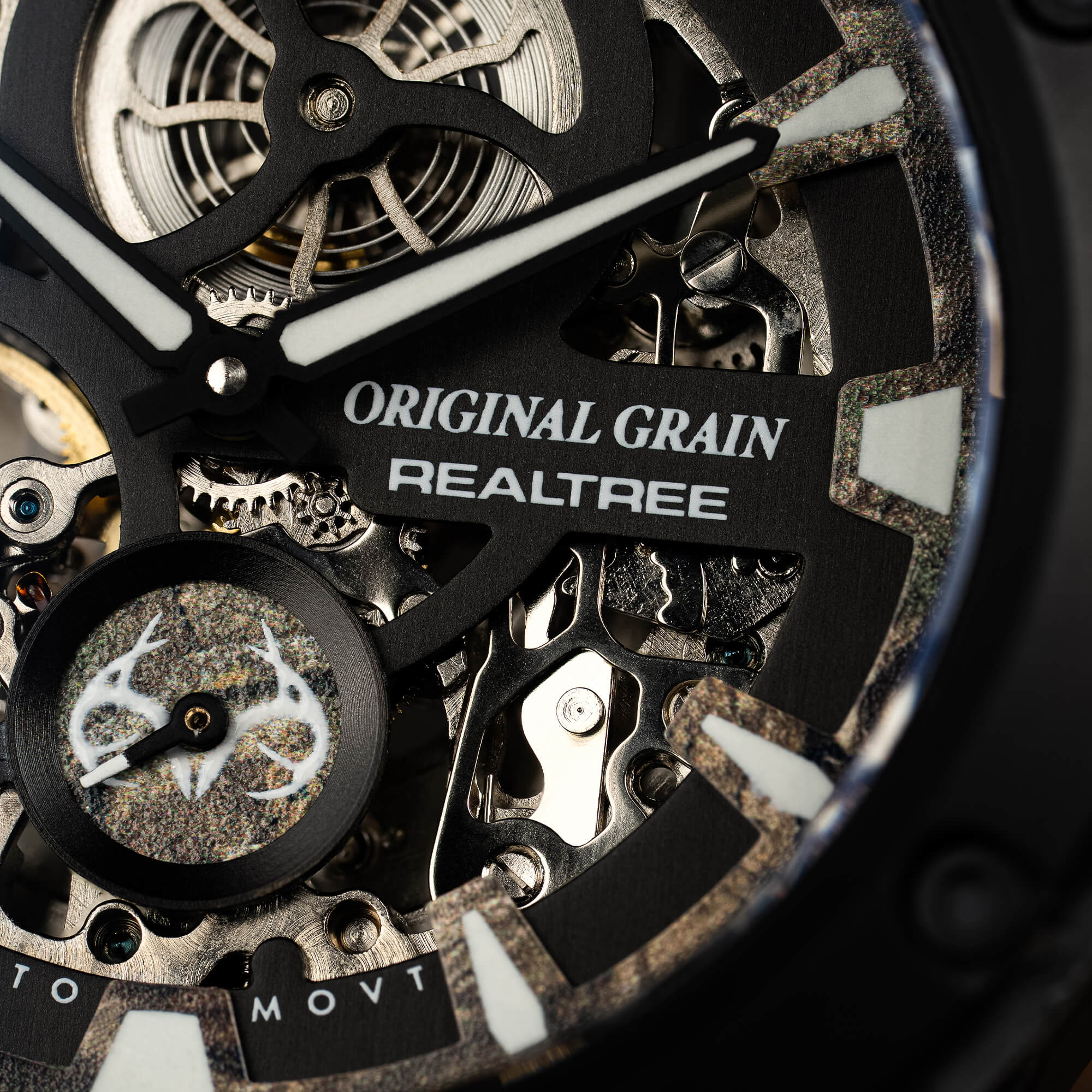 Realtree APX Rugged Automatic 44mm - Image 3