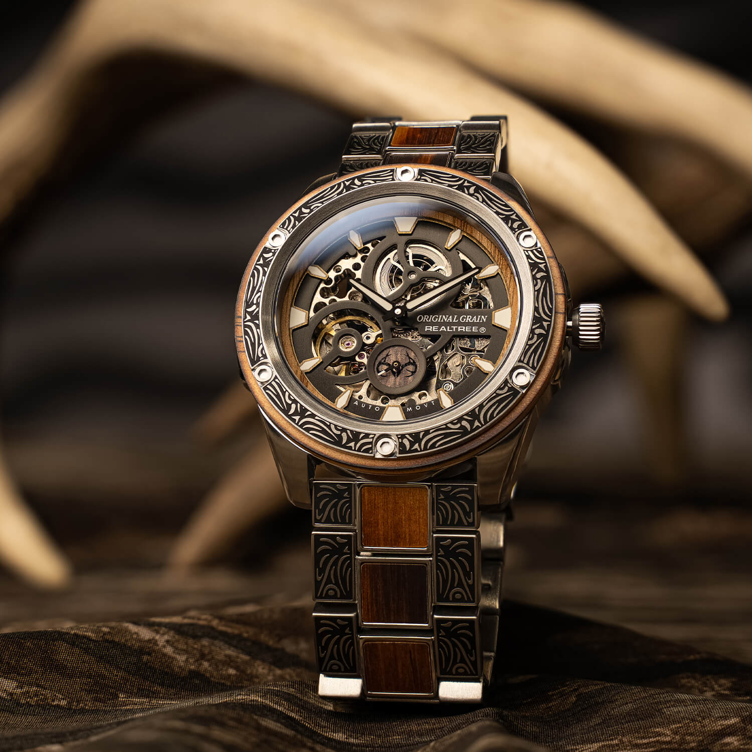 Realtree Charred Pine Rugged Automatic 45mm - Image 3