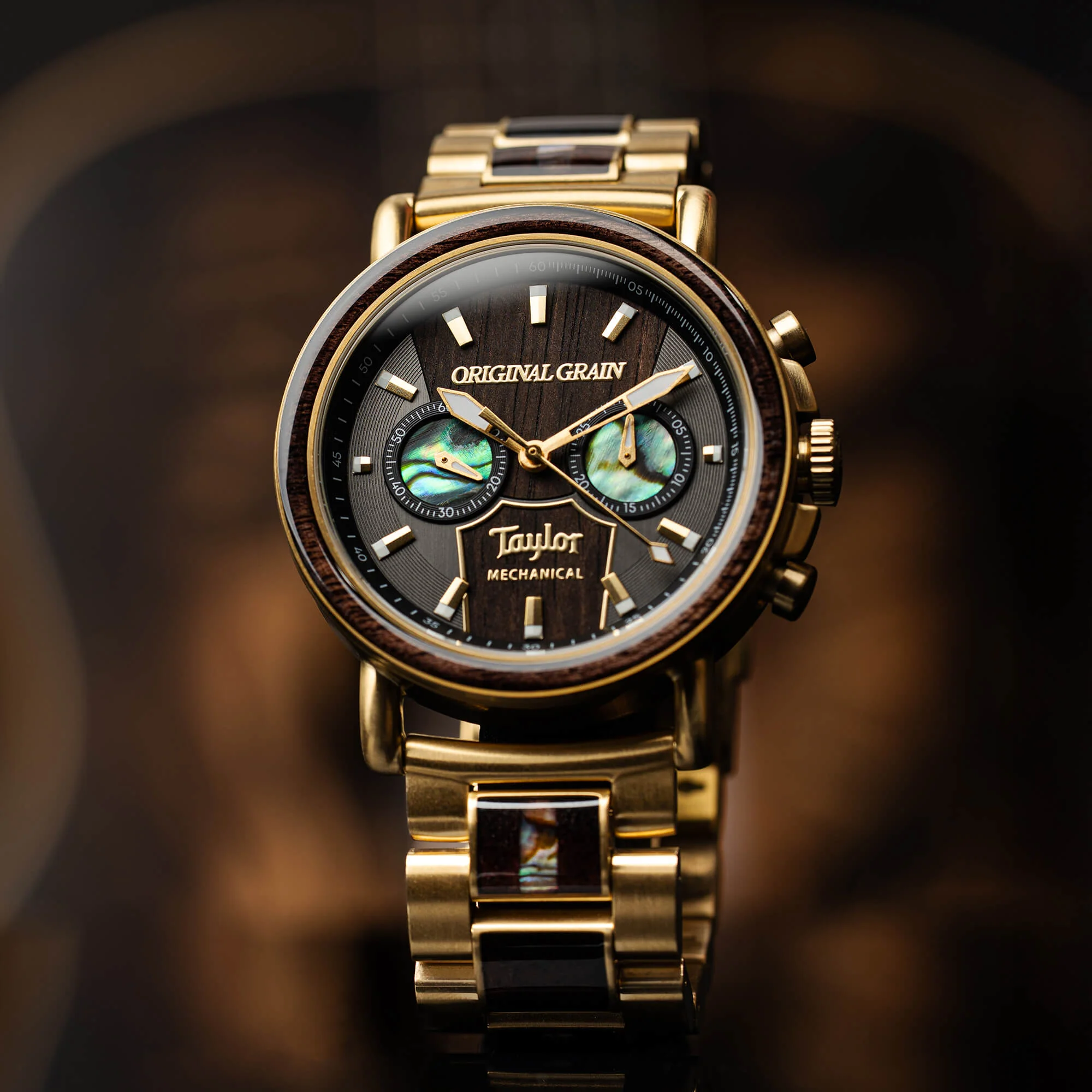 Taylor Guitars 18K Gold Mechanical Chrono 44mm - Image 3