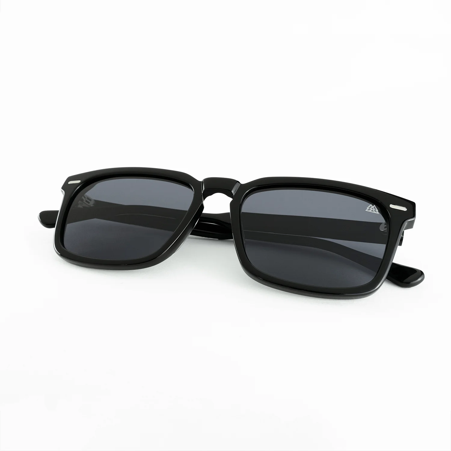 Sunset Walnut Shiny Black Sunglasses - Image 4