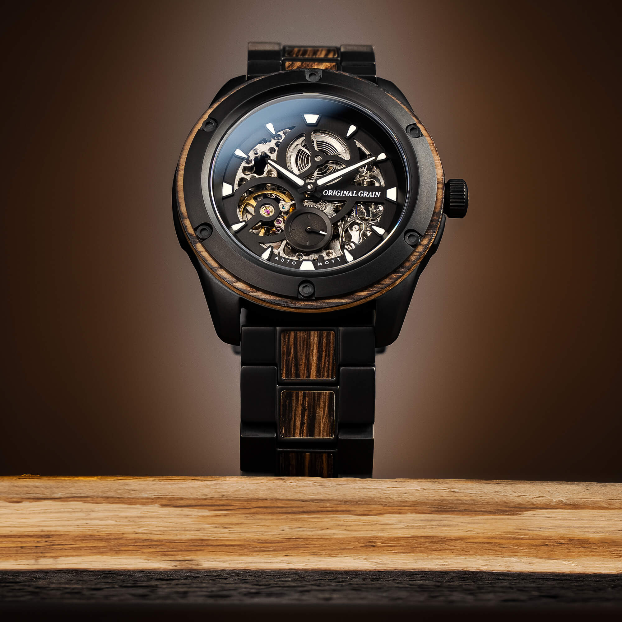Whiskey Black Rugged Automatic 44mm - Image 4