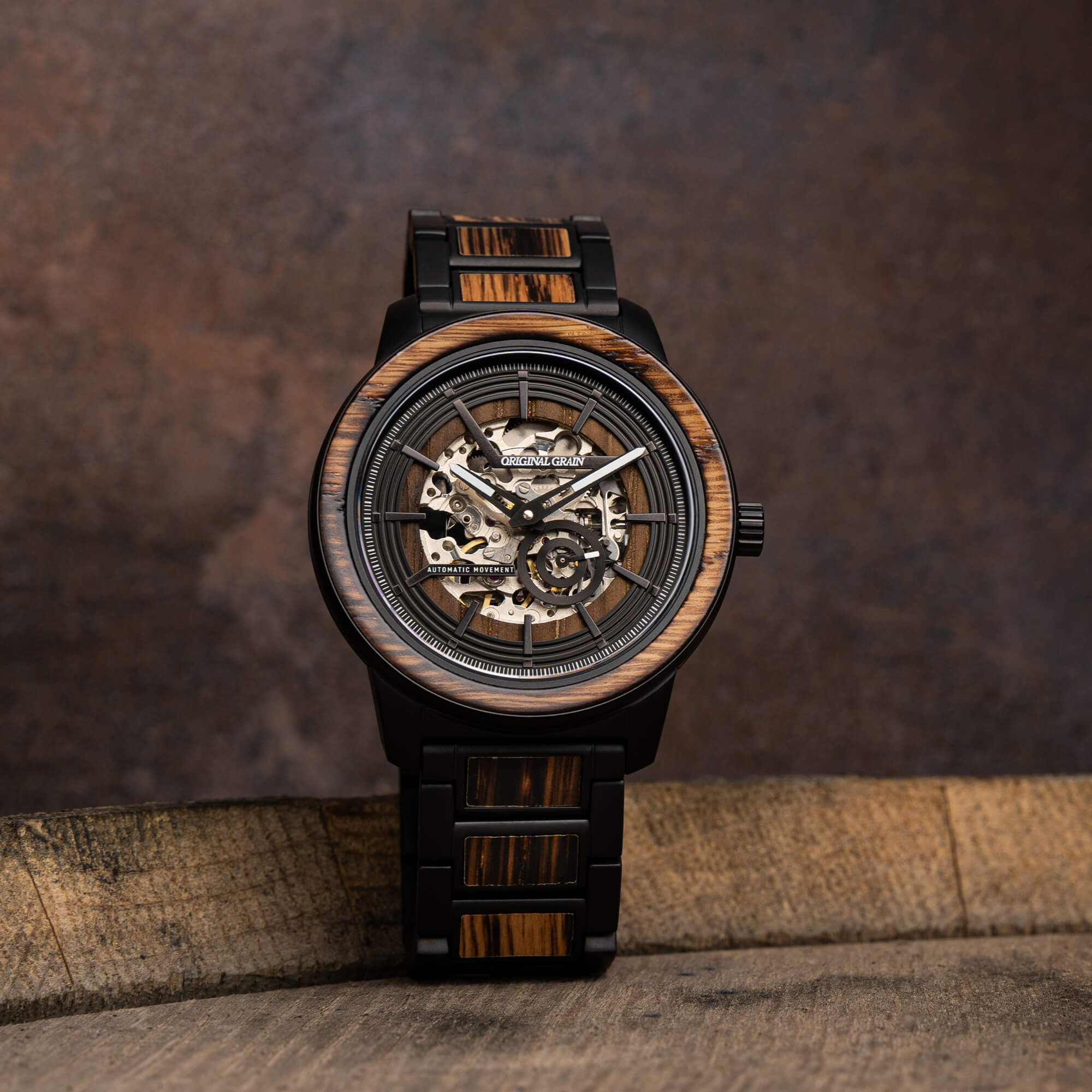 Whiskey Charred Black Barrel Automatic 46mm - Image 6